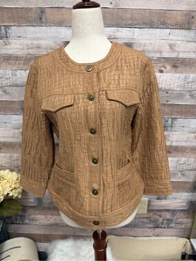 Ruby Rose Camal Textured Button Down Small